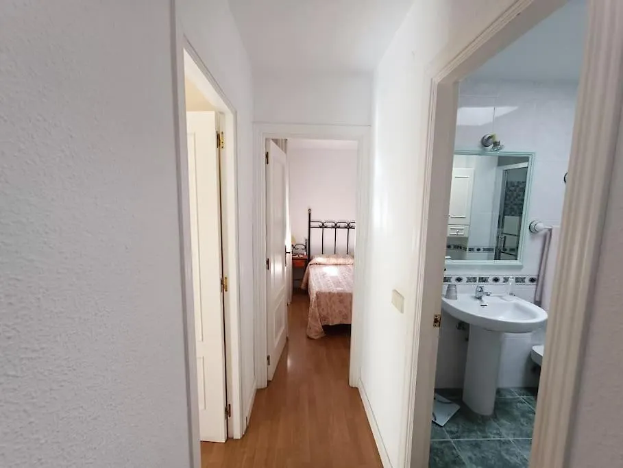 Gran Vivienda Unifamiliar Centrica Y Cercana Al Mar Aguadulce  Aguadulce (Almeria)