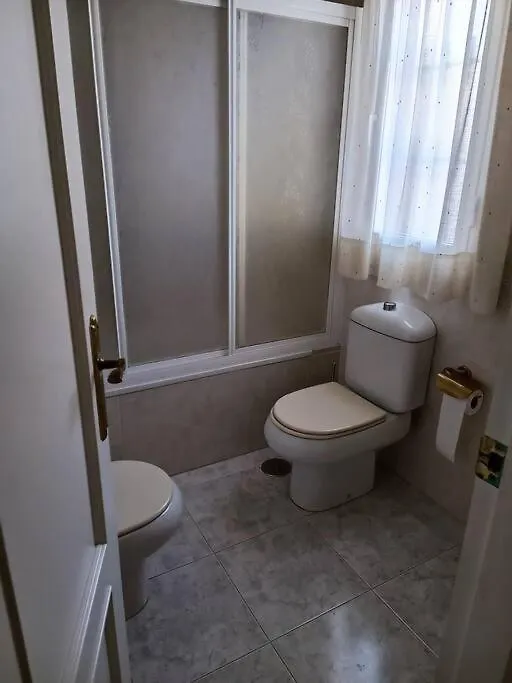 Gran Vivienda Unifamiliar Centrica Y Cercana Al Mar Aguadulce  0*, Aguadulce (Almeria)