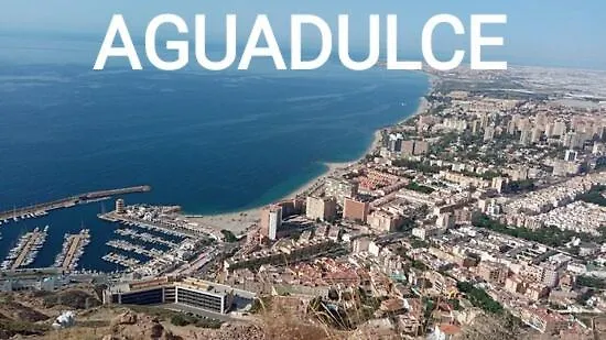 Gran Vivienda Unifamiliar Centrica Y Cercana Al Mar Aguadulce  Aguadulce (Almeria)